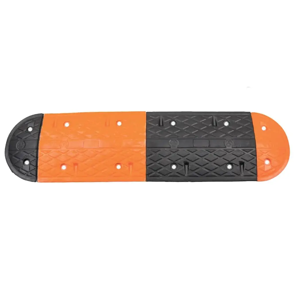 Rubber Speed Hump Traffic Safety Deceleration Bumper for Roads Driveways and Parking Areas 129 x 32.5 x 4 cm