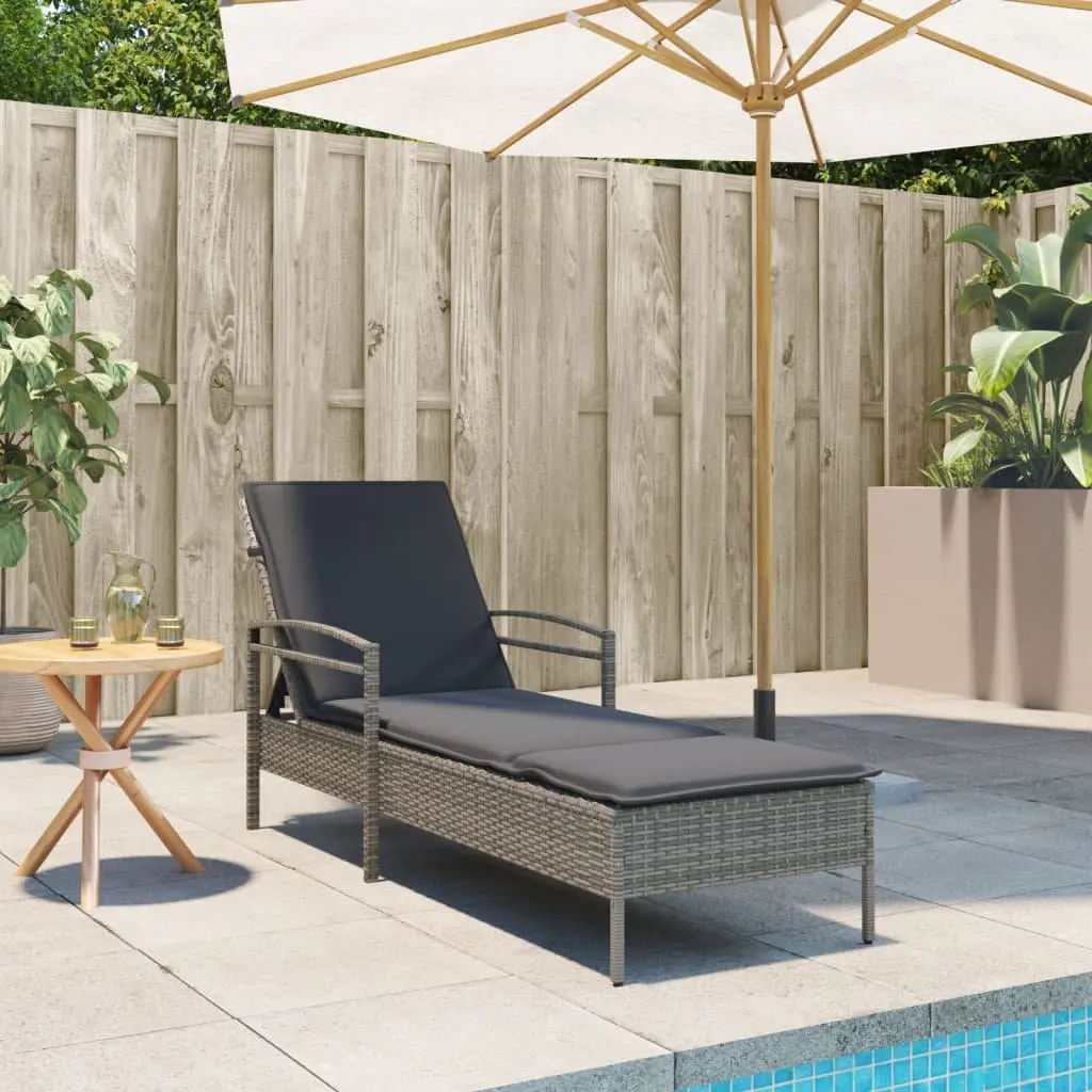 Sun Lounger Outdoor Use Adjustable Backrest Rattan Garden Lounge Chair 63 x 200 x 81 cm