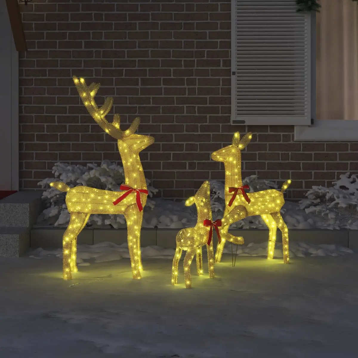 Reindeer Family Holiday Decoration Indoor Outdoor 3 Piece Warm White LED Lights