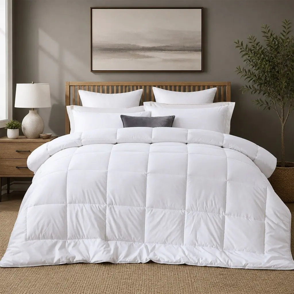 Single Quilt for Bedroom 140cm x 210cm Lightweight Breathable Anti-bacterial 260GSM Silk Touch