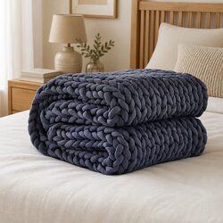 Specifications of the Chunky Dark Grey Weighted Blanket
