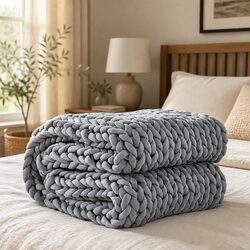 Chunky Weighted Blanket Details: Dimensions and Material