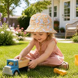 UPF50+ Lightweight Reversible Bucket Hat for Girls, S Size
