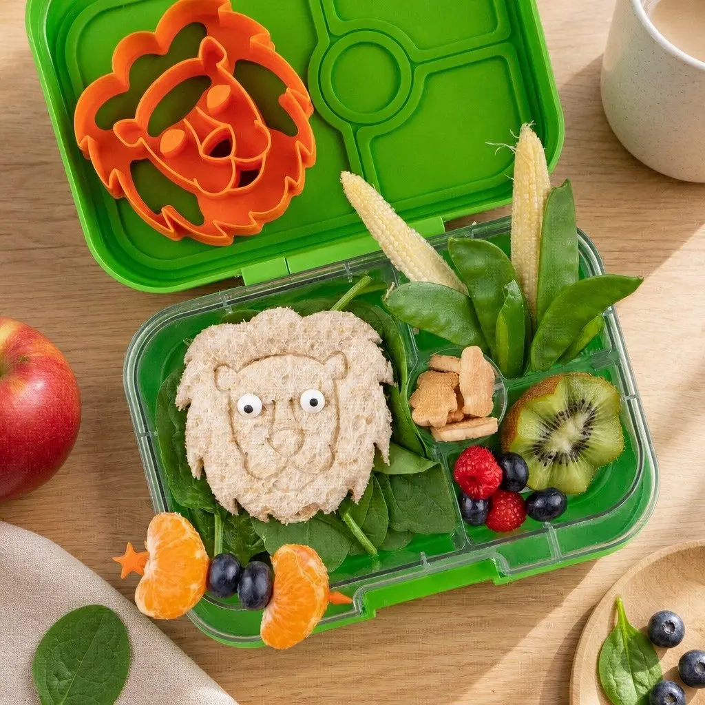 Lion Sandwich Cutter Set Kids Lunch Punch Large Paw Print Cutter Play Food