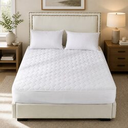 Queen Size Mattress Protector: Bamboo Fibre, Waterproof, Fitted