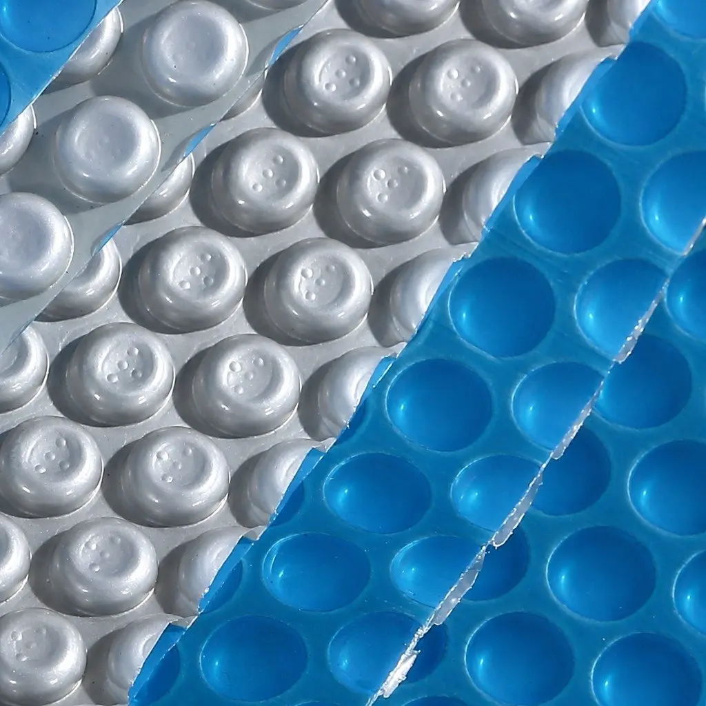 Solar Pool Cover 400 Micron Blue Silver 11m x 4.8m Bubble Heat Retention