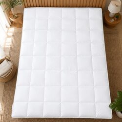 Specifications of Super King Goose Down Feather Quilt