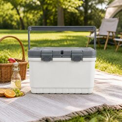 Specifications of the 22L Insulated Cooler Box: Quality and Capacity