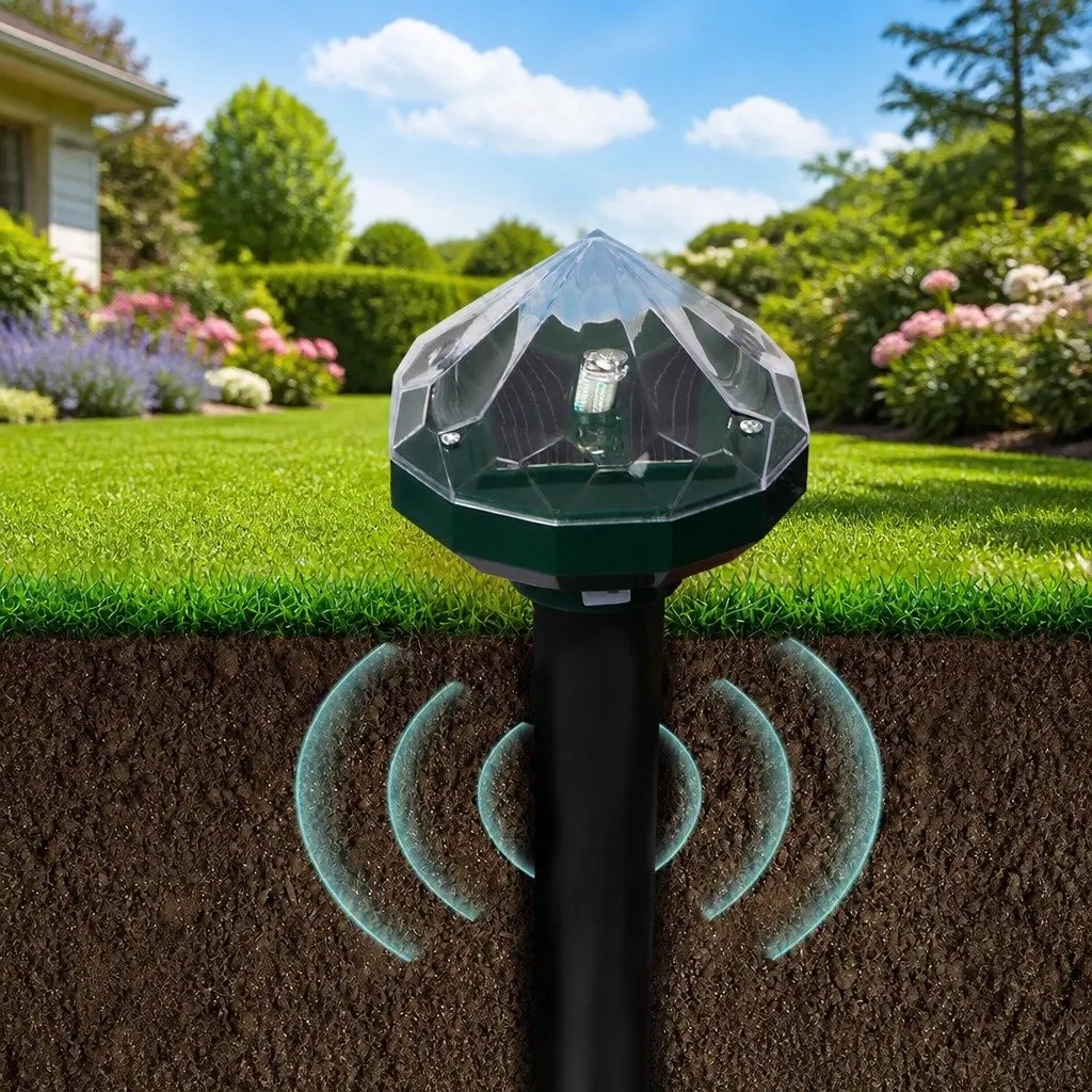 Solar Snake Repeller 4 Pack Garden Lawn Pest Deterrent LED Light Vibration