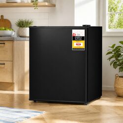 Specifications of the 31L Upright Freezer, Compact Design