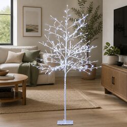 Specifications of a 5ft Solar LED Christmas Tree